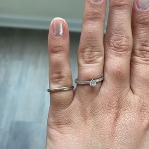 Plain 14K white gold band, size 6.5
